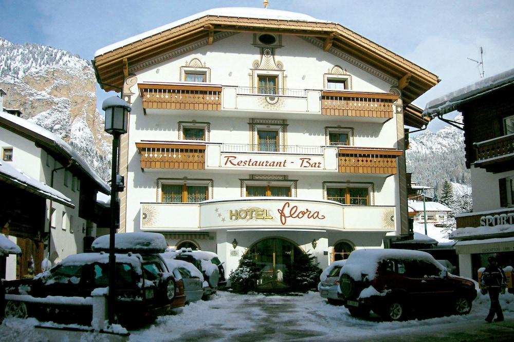 Hotel Flora 셀바디발가르디나 외부 사진